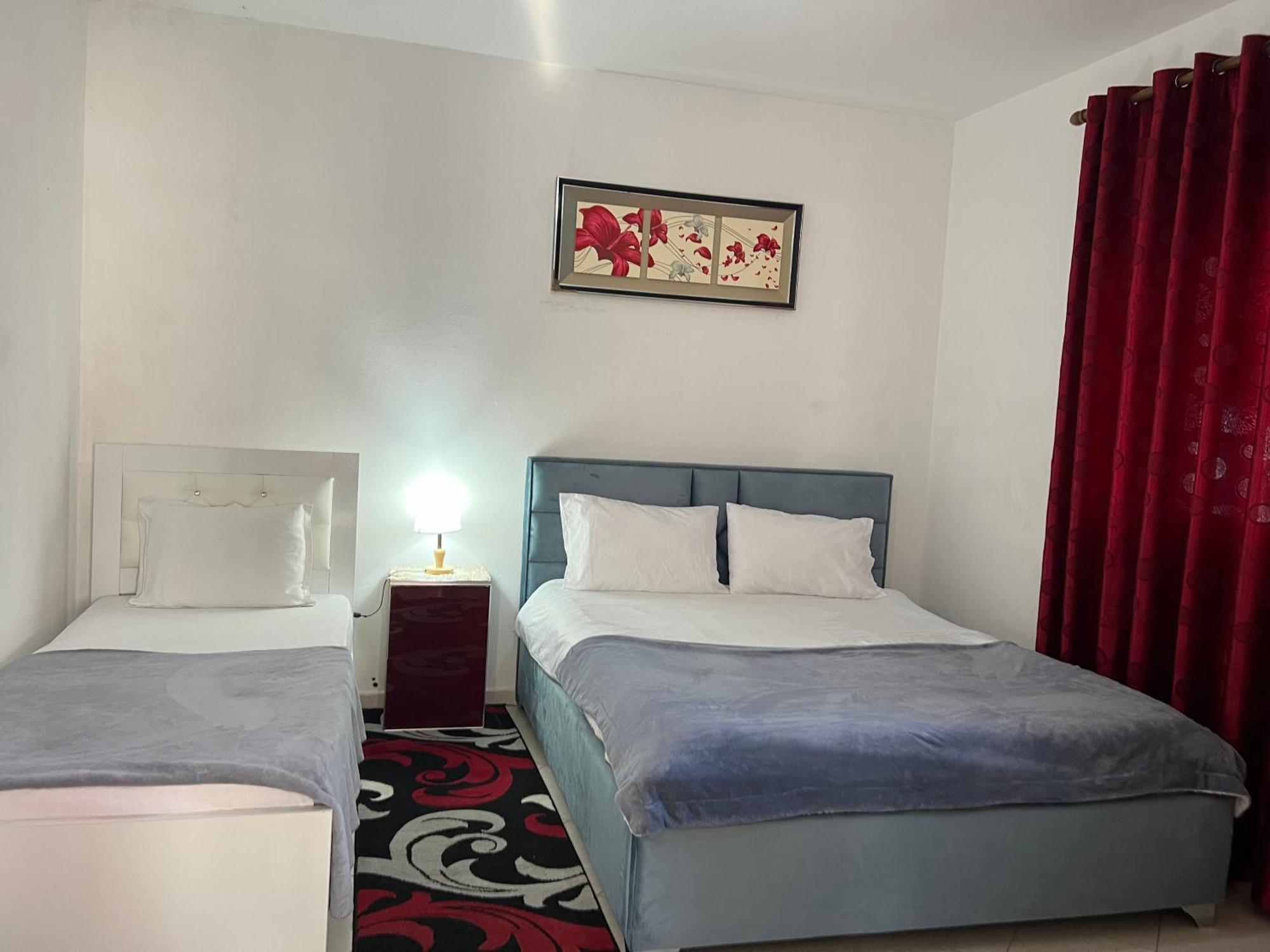 Ersi Apartment Durrës Buitenkant foto
