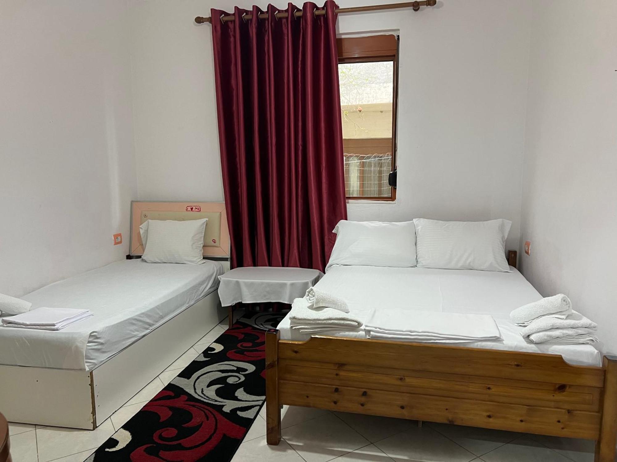 Ersi Apartment Durrës Buitenkant foto